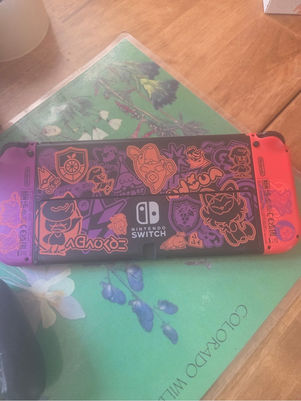 Nintendo Switch OLED Pokémon Scarlet & Violet Edition - Picture 6 of 8